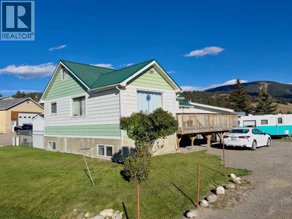 8613 18 Avenue, Coleman, Alberta  T0K 0M0 - Photo 18 - A2260376