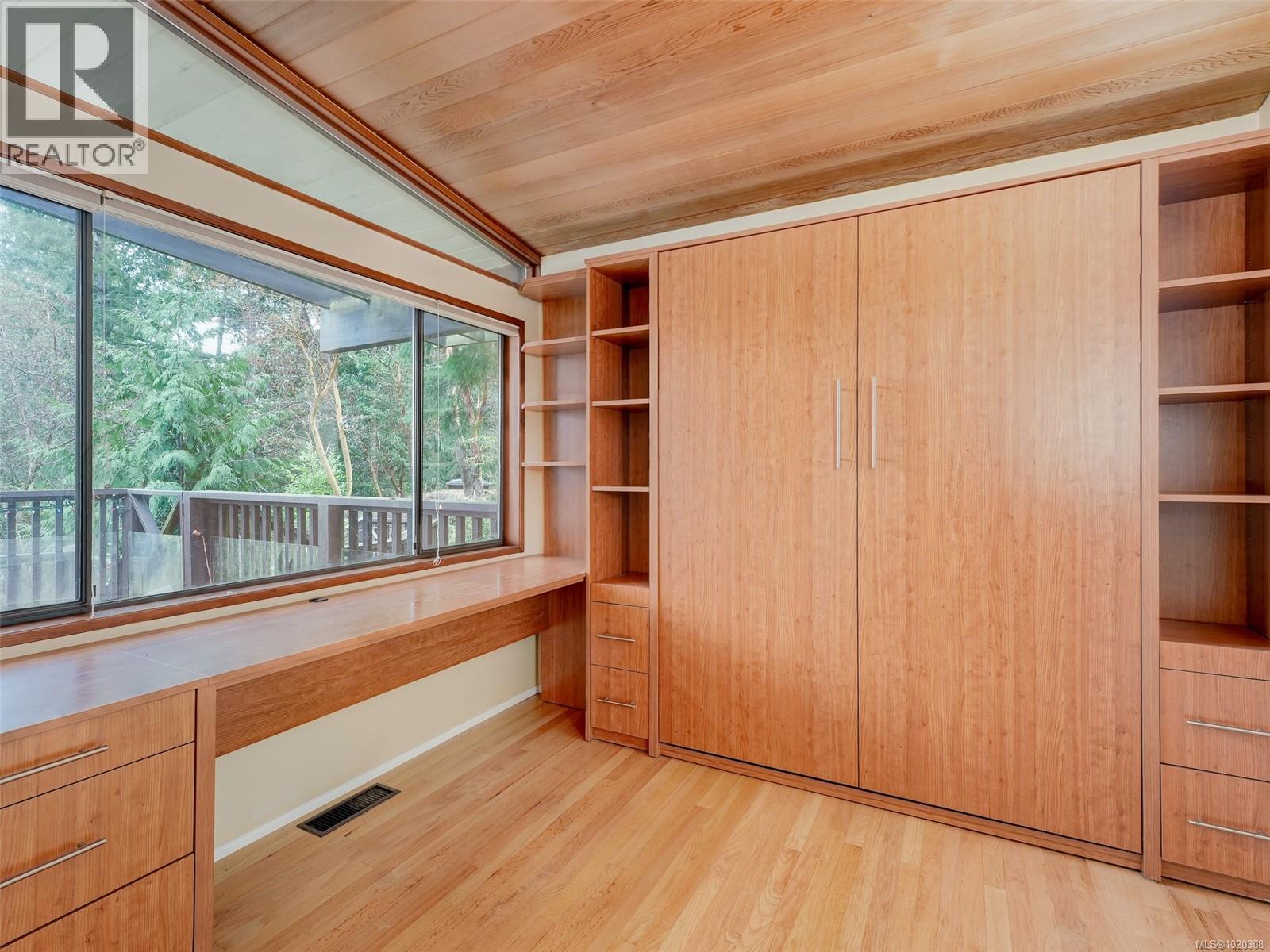 10931 Inwood Rd, North Saanich, British Columbia  V8L 5H9 - Photo 9 - 1020308