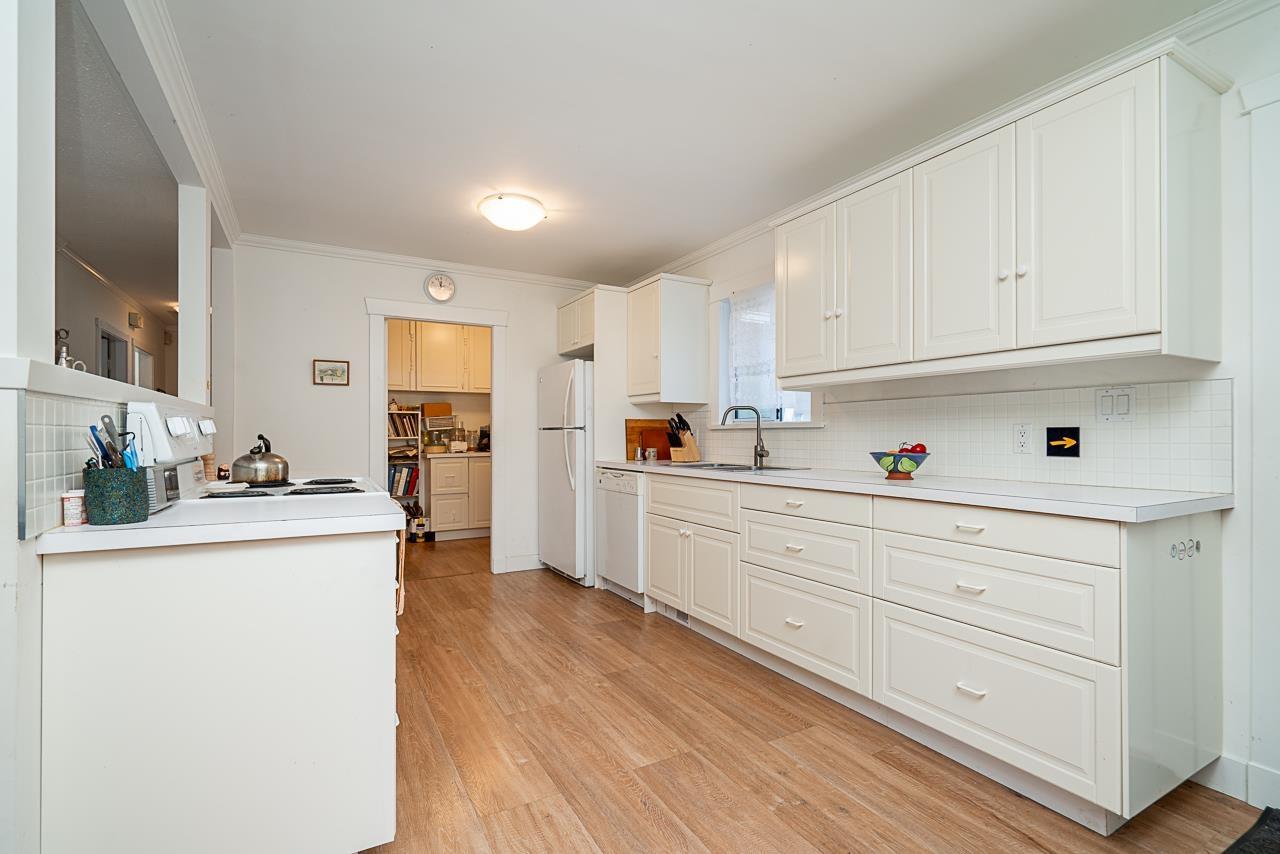 10098 Park Drive, Surrey, British Columbia  V3V 3A7 - Photo 10 - R3066861