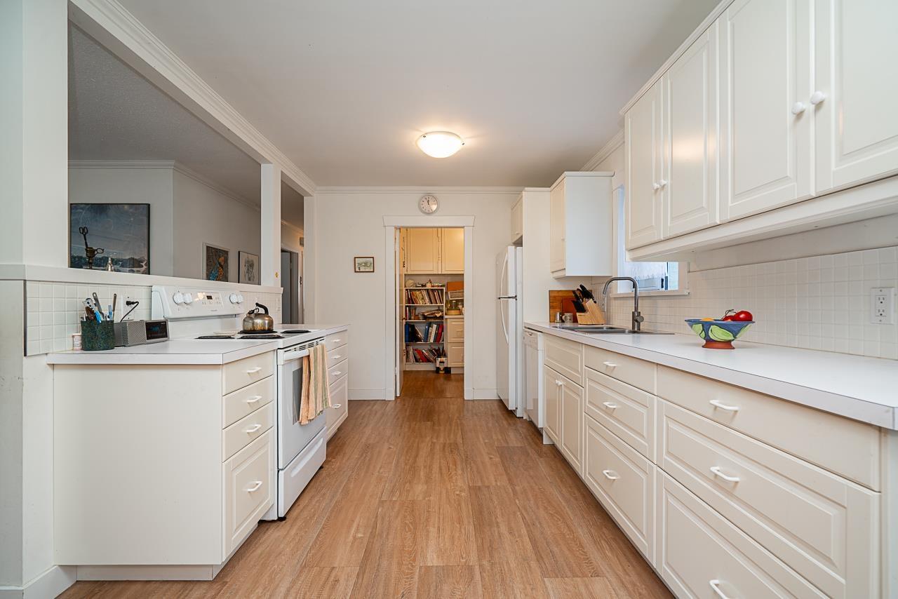 10098 Park Drive, Surrey, British Columbia  V3V 3A7 - Photo 11 - R3066861