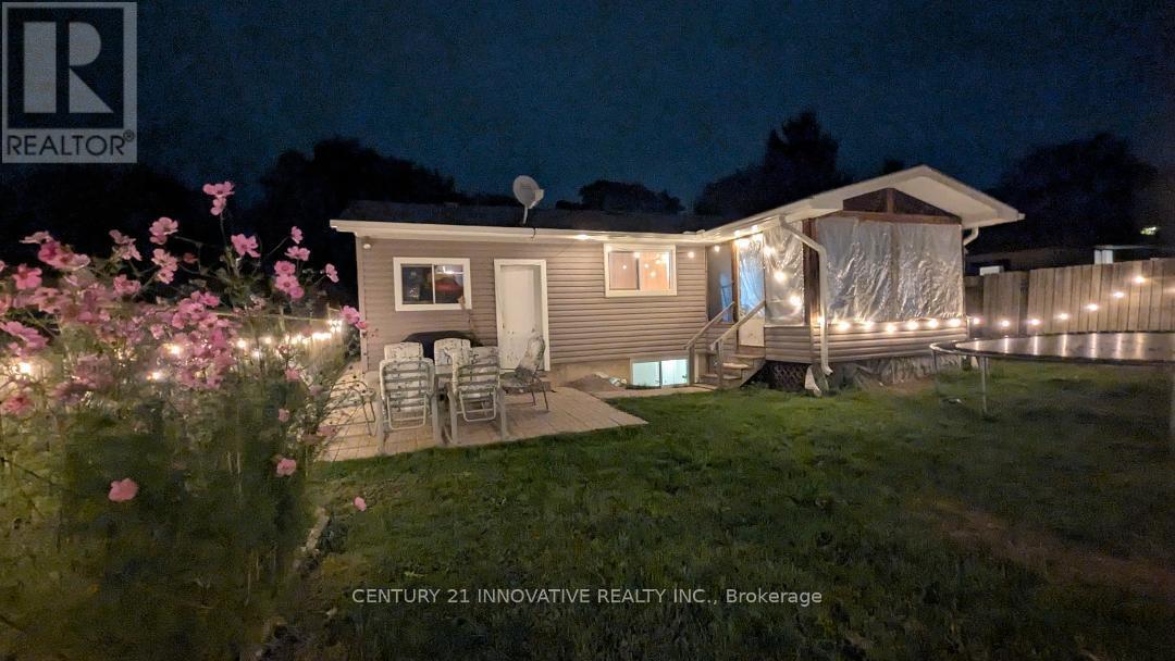 75 Pepperwood Crescent, Kitchener, Ontario  N2A 2R4 - Photo 16 - X12474419