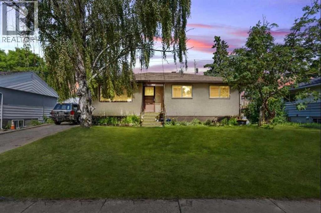 479 Northmount Drive Nw, Calgary, Alberta  T2k 3J1 - Photo 1 - A2270261