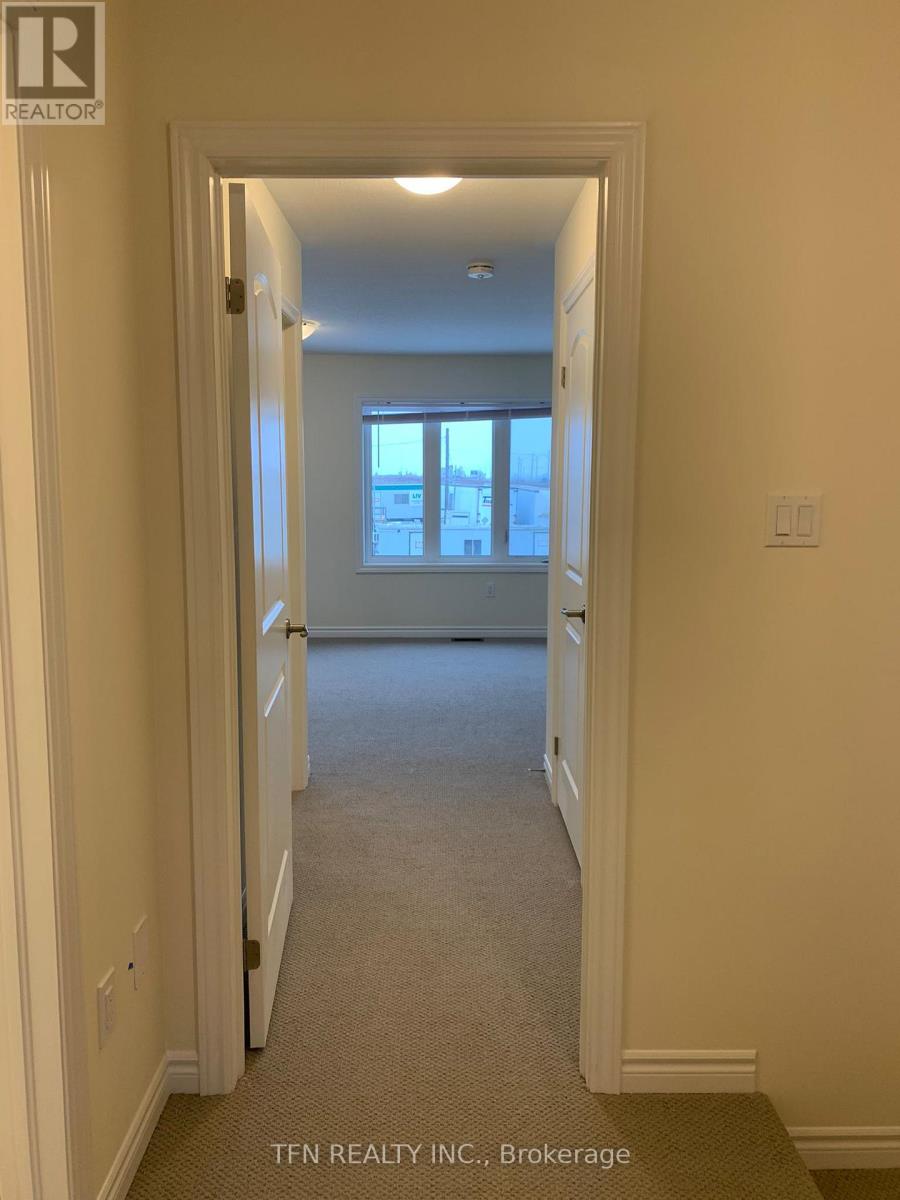 184 Flagg Avenue, Brant, Ontario  N3L 0K5 - Photo 10 - X12541556