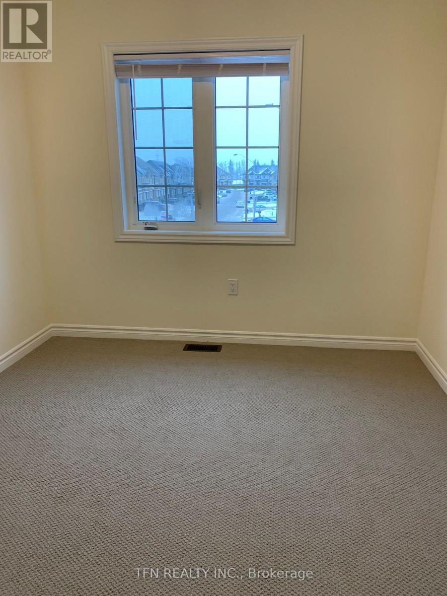 184 Flagg Avenue, Brant, Ontario  N3L 0K5 - Photo 12 - X12541556