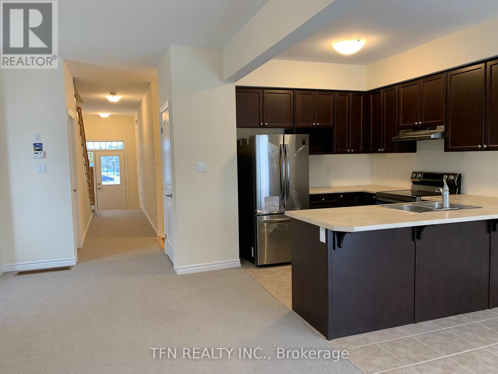 184 Flagg Avenue, Brant, Ontario  N3L 0K5 - Photo 2 - X12541556