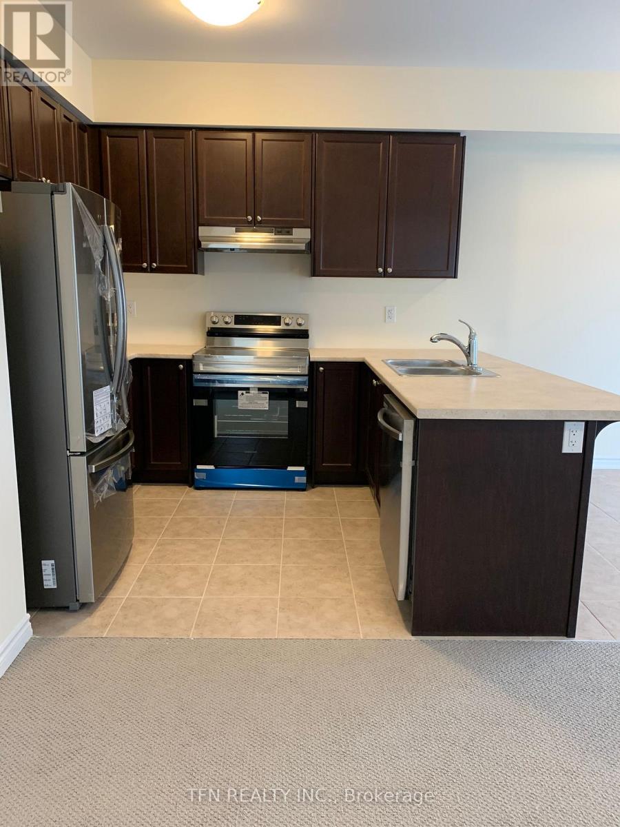 184 Flagg Avenue, Brant, Ontario  N3L 0K5 - Photo 4 - X12541556