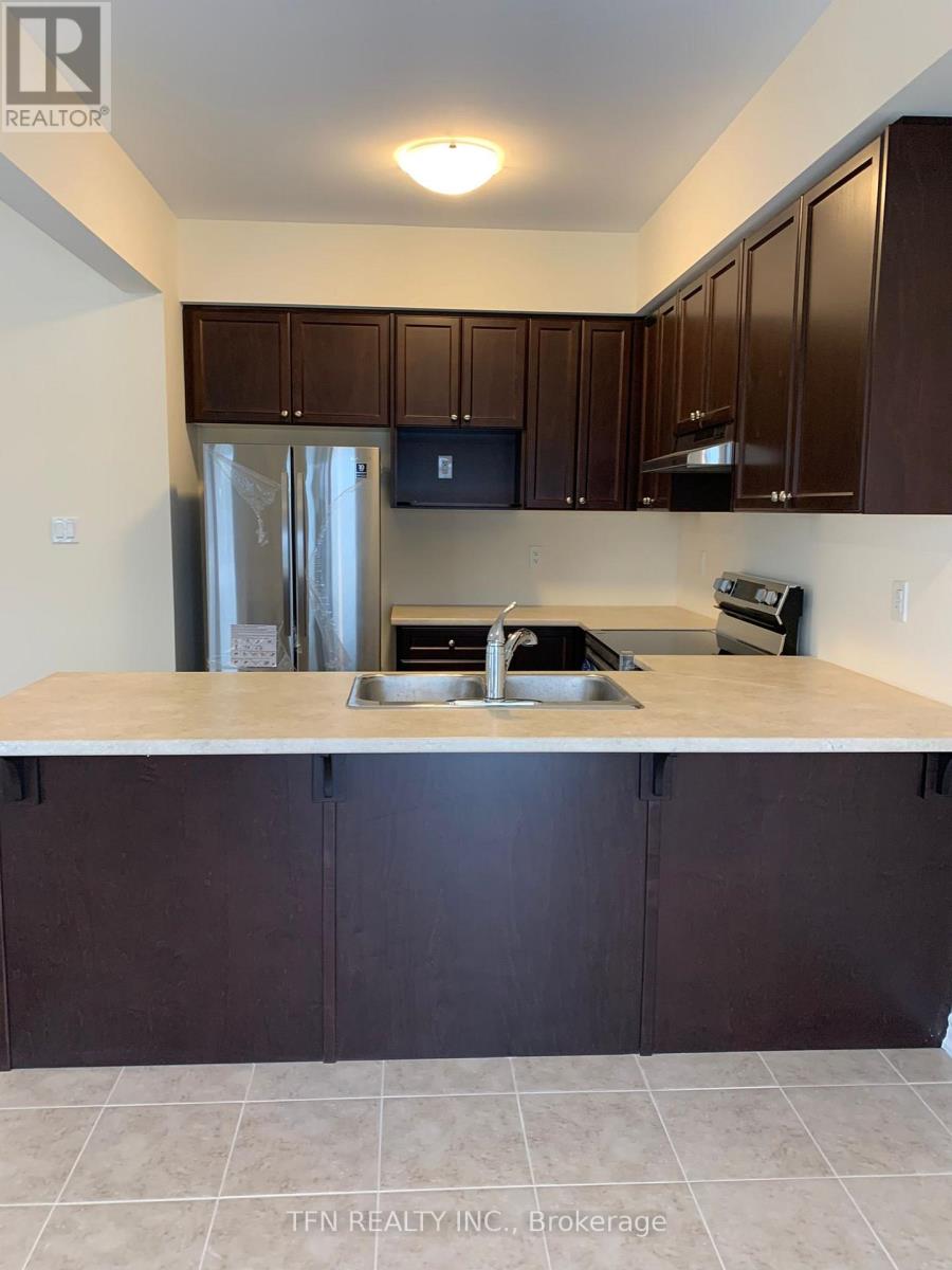 184 Flagg Avenue, Brant, Ontario  N3L 0K5 - Photo 6 - X12541556