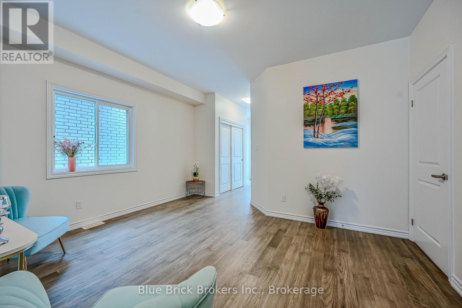 12 Hildred Street, Welland, Ontario  L3B 1H9 - Photo 10 - X12541590