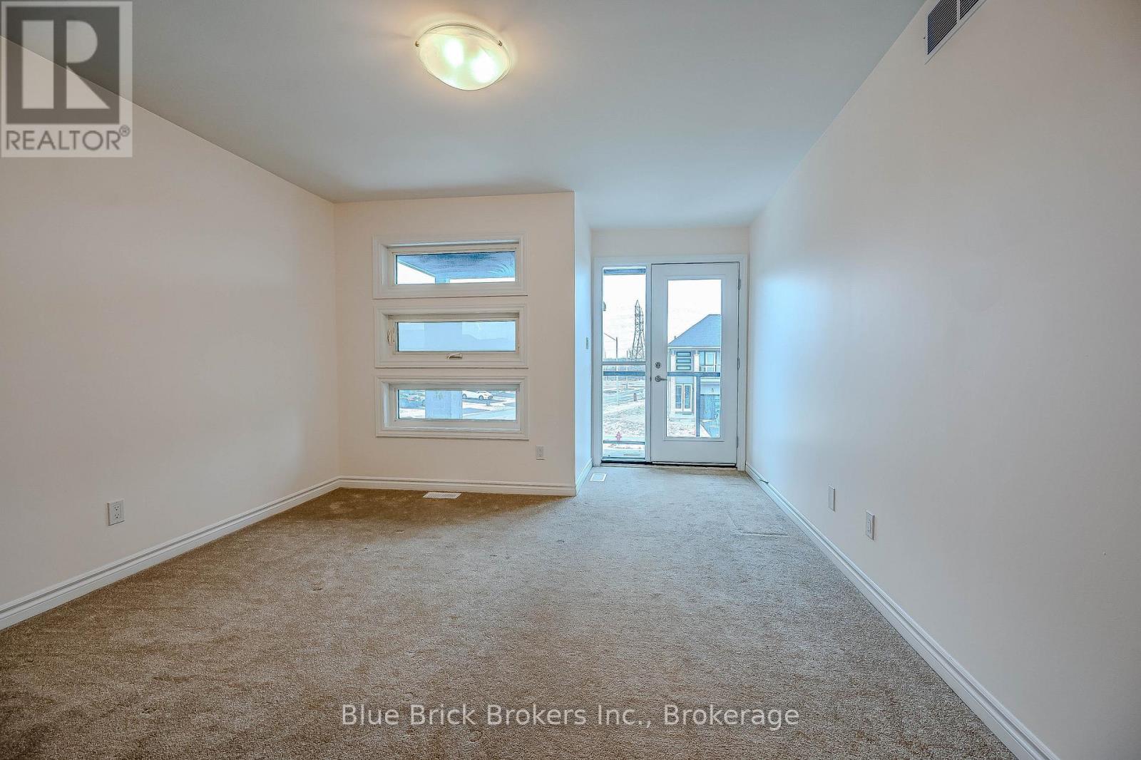 12 Hildred Street, Welland, Ontario  L3B 1H9 - Photo 34 - X12541590