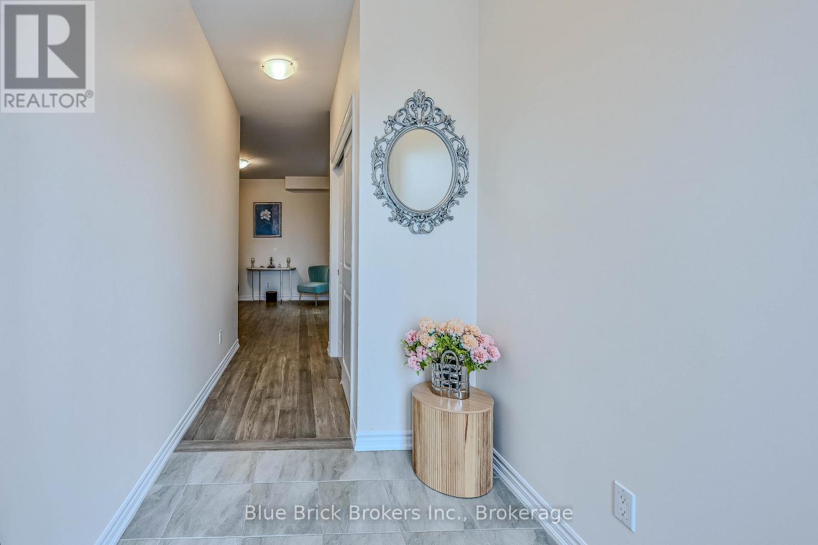 12 Hildred Street, Welland, Ontario  L3B 1H9 - Photo 4 - X12541590