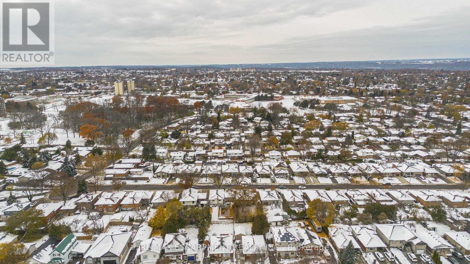 314 Hawkridge Avenue, Hamilton, Ontario  L9C 3L2 - Photo 33 - X12541622