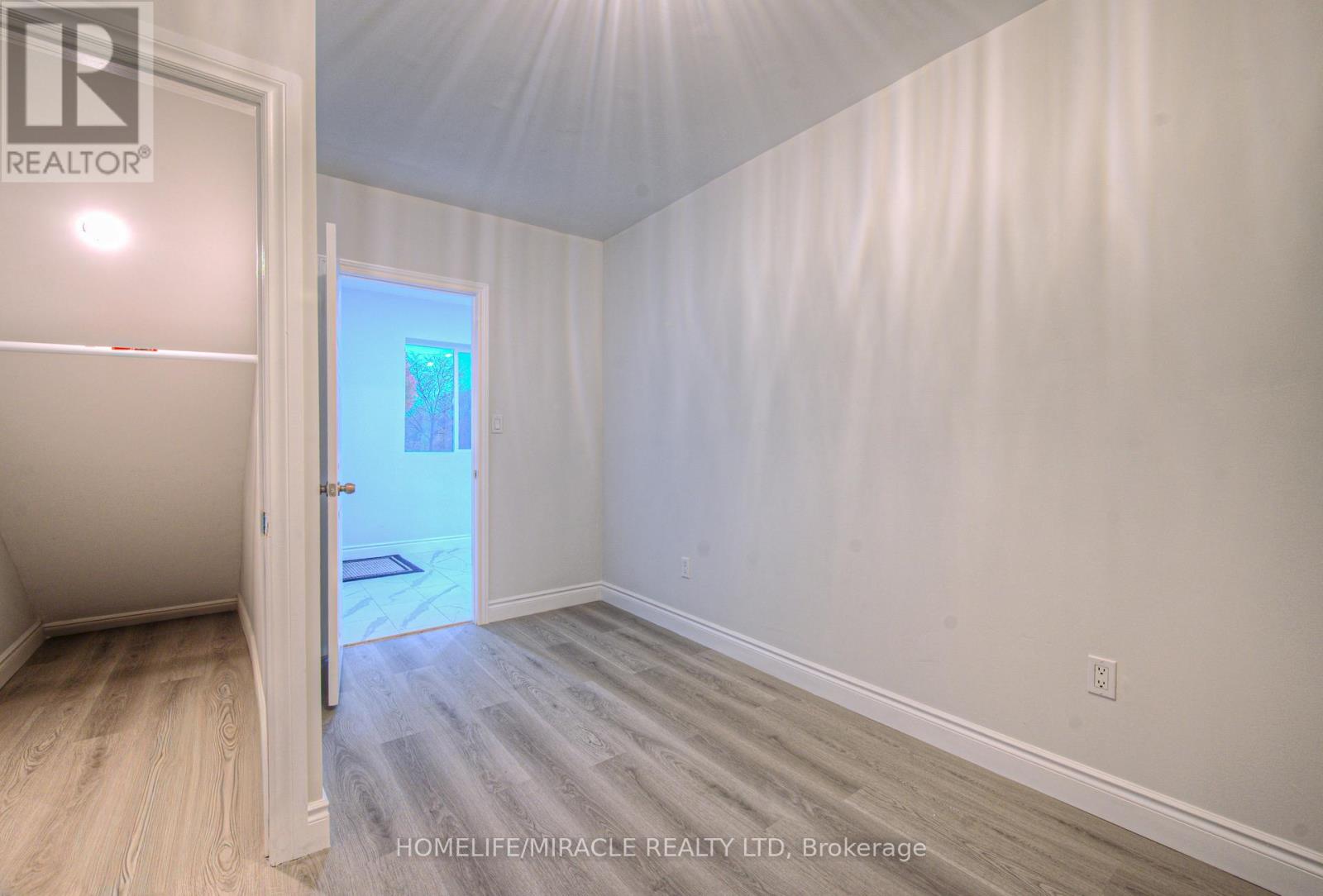 88 Huron Street, Brantford, Ontario  N3S 2J8 - Photo 11 - X12541632