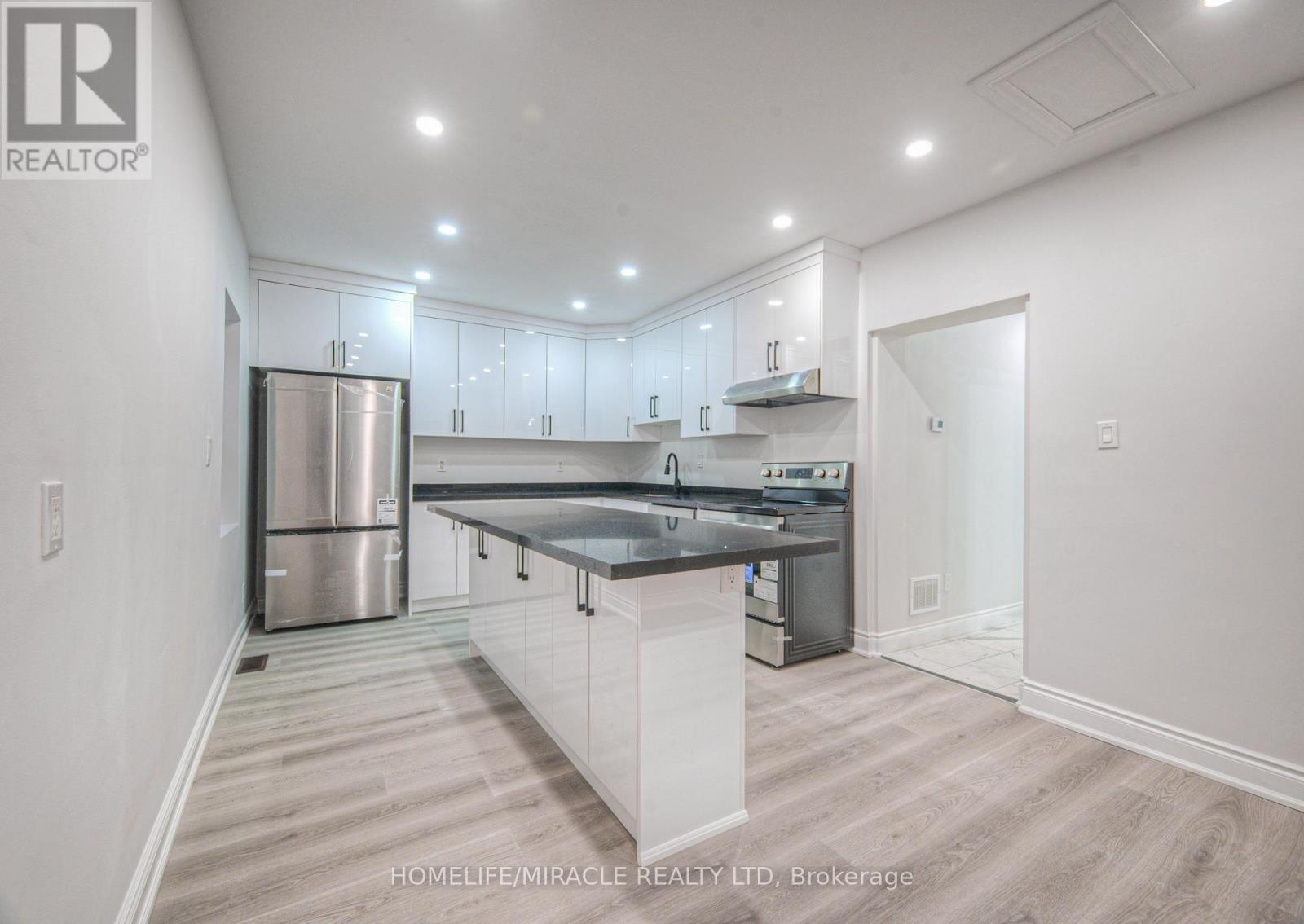 88 Huron Street, Brantford, Ontario  N3S 2J8 - Photo 17 - X12541632