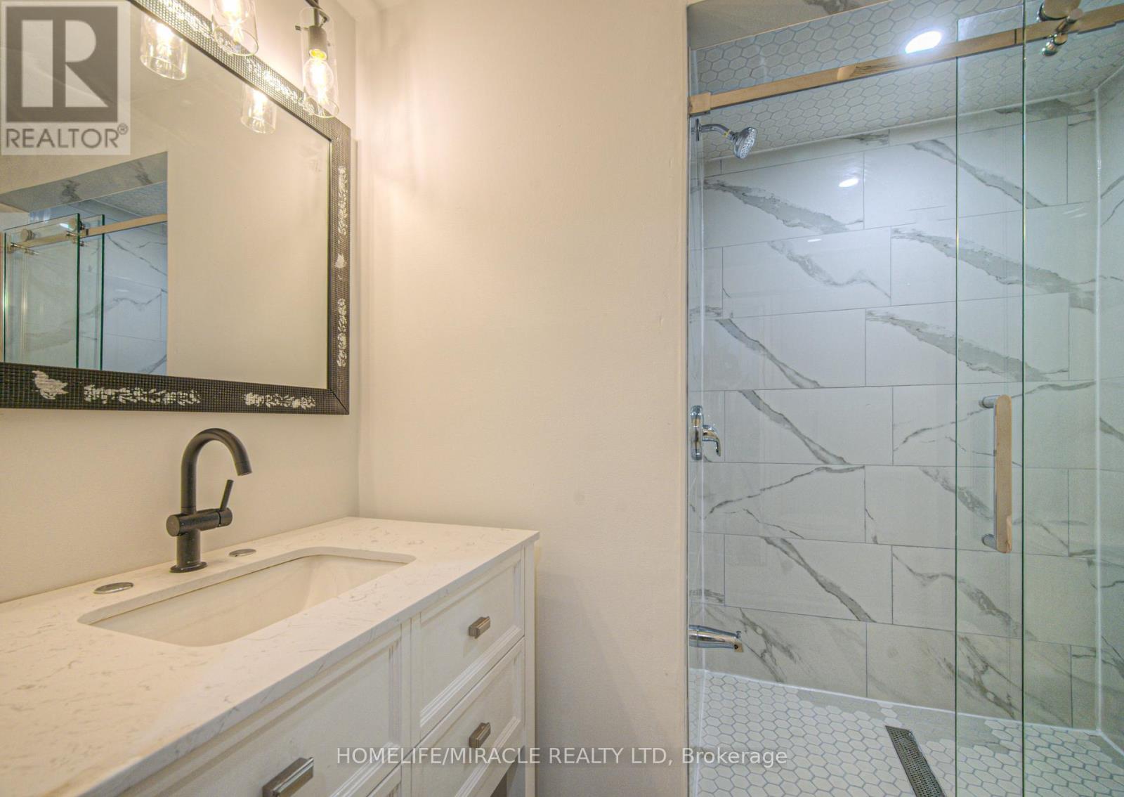 88 Huron Street, Brantford, Ontario  N3S 2J8 - Photo 24 - X12541632