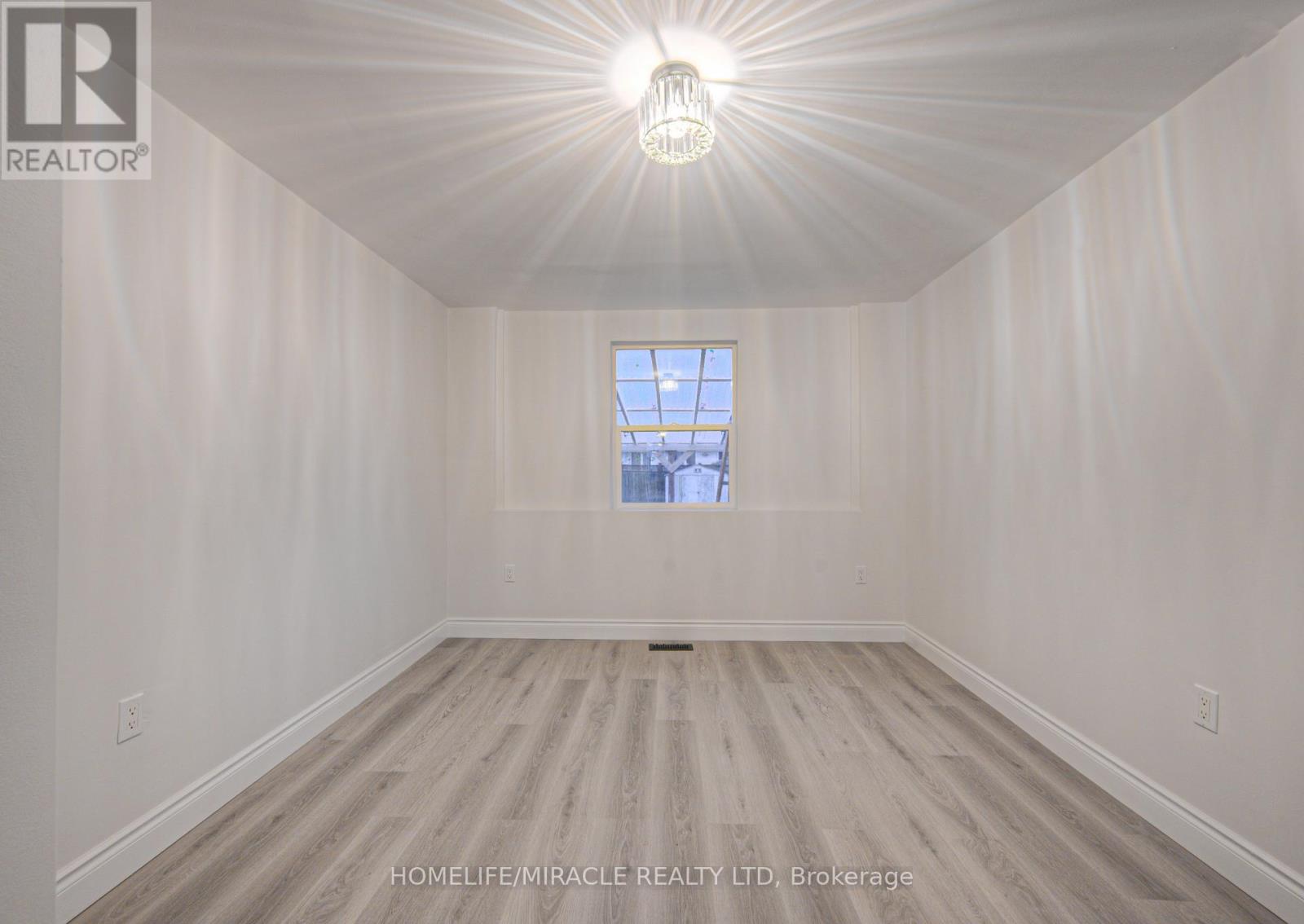 88 Huron Street, Brantford, Ontario  N3S 2J8 - Photo 26 - X12541632