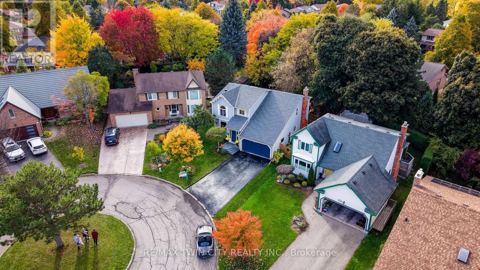 295 Wiltshire Place, Waterloo, Ontario  N2T 1R3 - Photo 39 - X12541648