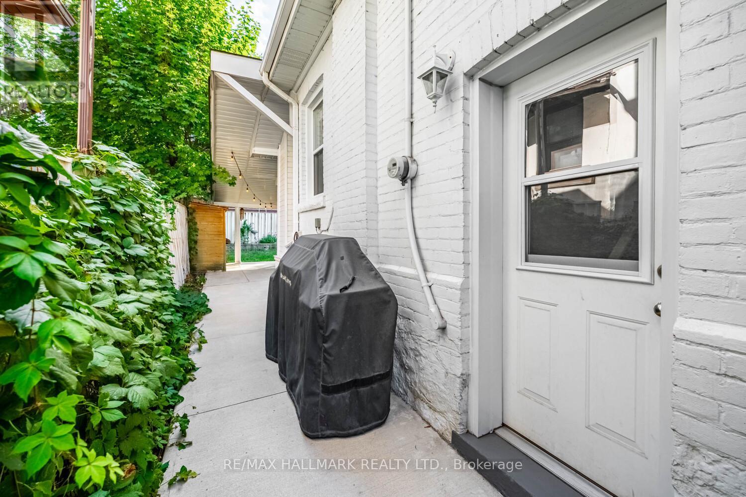 407 Aberdeen Avenue, Hamilton, Ontario  L8P 2R9 - Photo 43 - X12541660