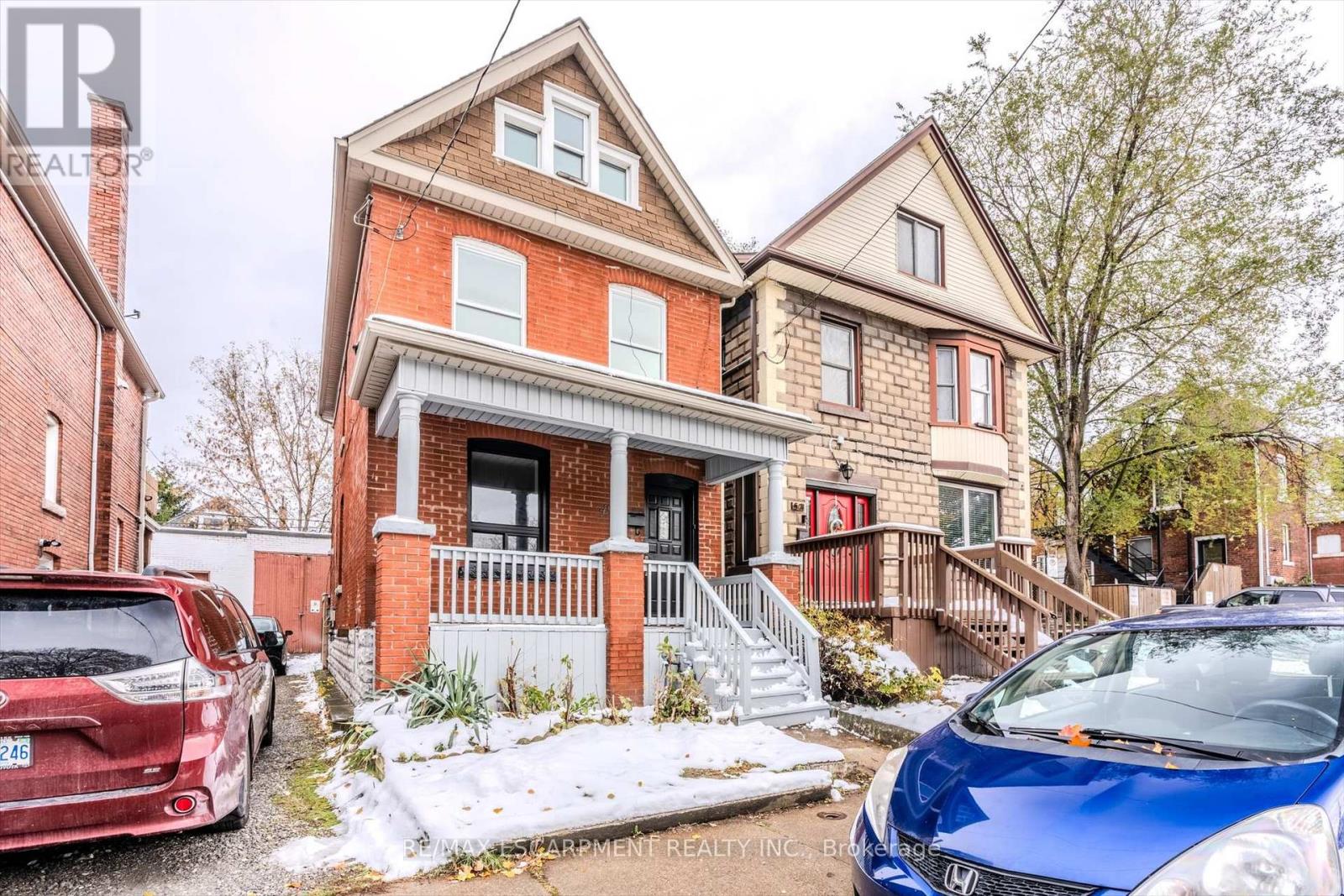 49 MYRTLE AVENUE, Hamilton, Ontario