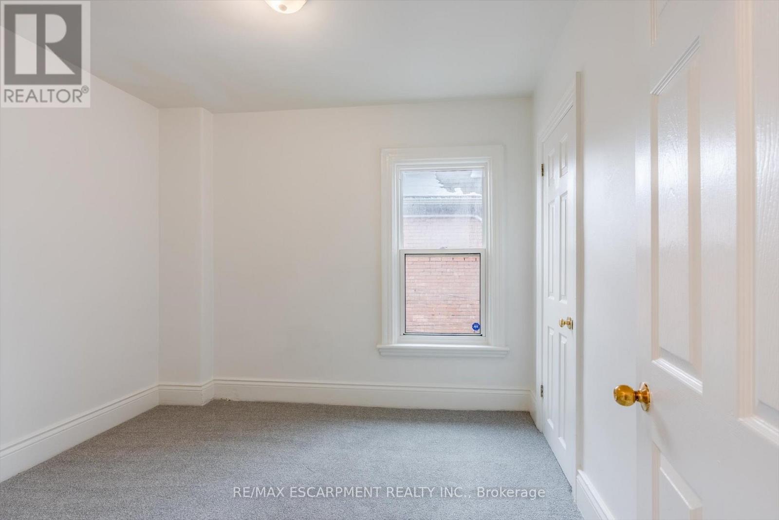 49 Myrtle Avenue, Hamilton, Ontario  L8M 2E8 - Photo 15 - X12541746