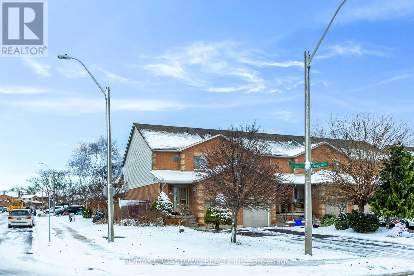 125 Terni Boulevard, Hamilton, Ontario  L8W 3W4 - Photo 3 - X12541762