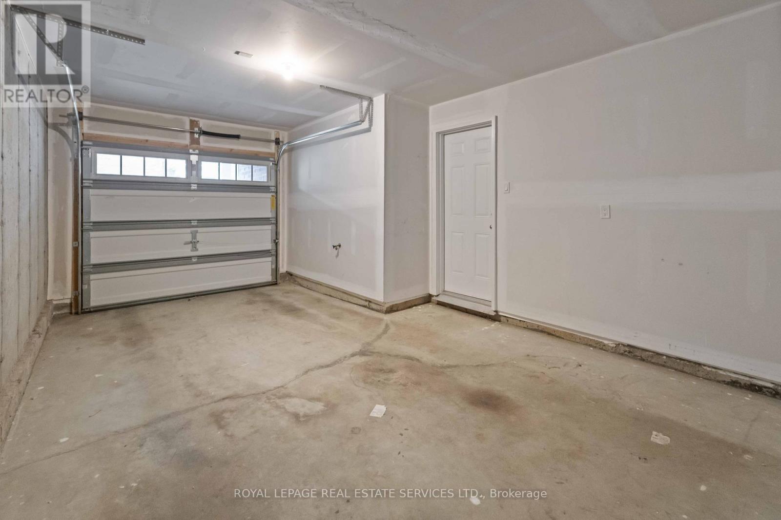 27 - 219 Dundas Street E, Hamilton, Ontario  L0R 2C9 - Photo 27 - X12541786