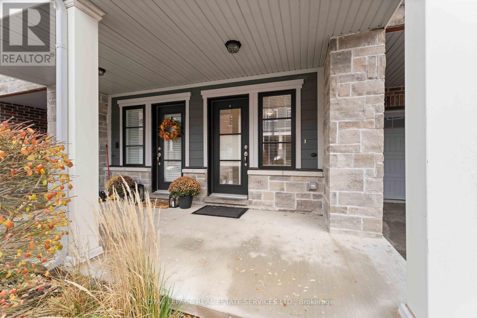 27 - 219 Dundas Street E, Hamilton, Ontario  L0R 2C9 - Photo 3 - X12541786