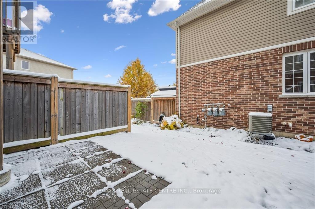 14 - 100 Chester Drive, Cambridge, Ontario N1T 0C8 - Photo 23 - X12541830