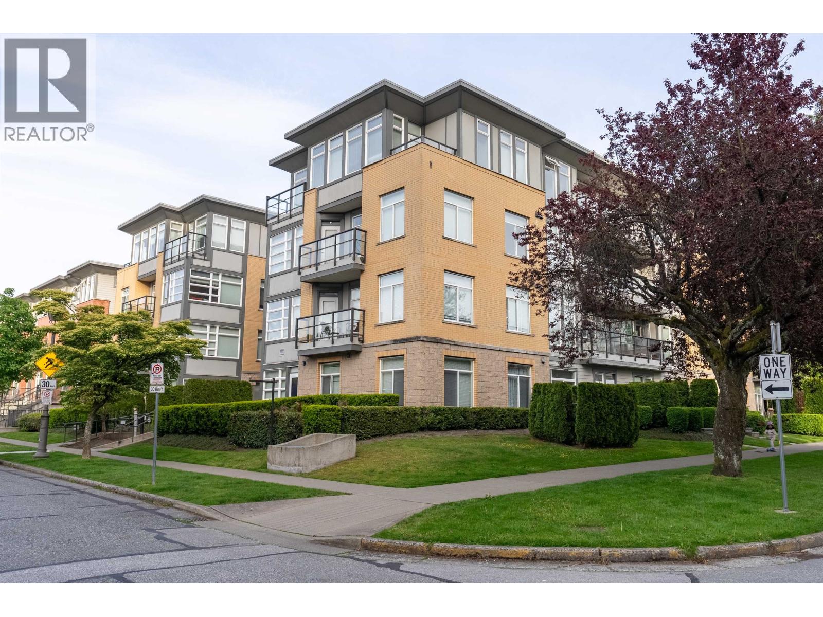 409 5692 KINGS ROAD, Vancouver, British Columbia