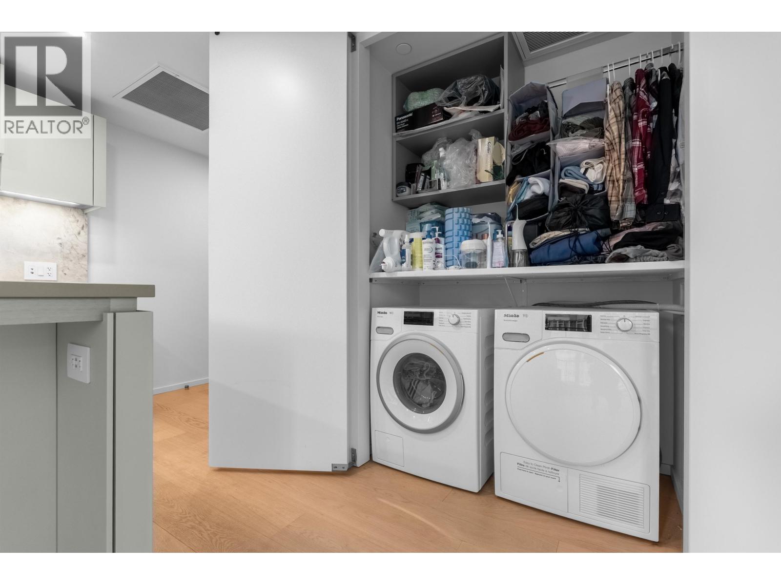 708 889 Pacific Street, Vancouver, British Columbia  V6Z 1C3 - Photo 18 - R3067127