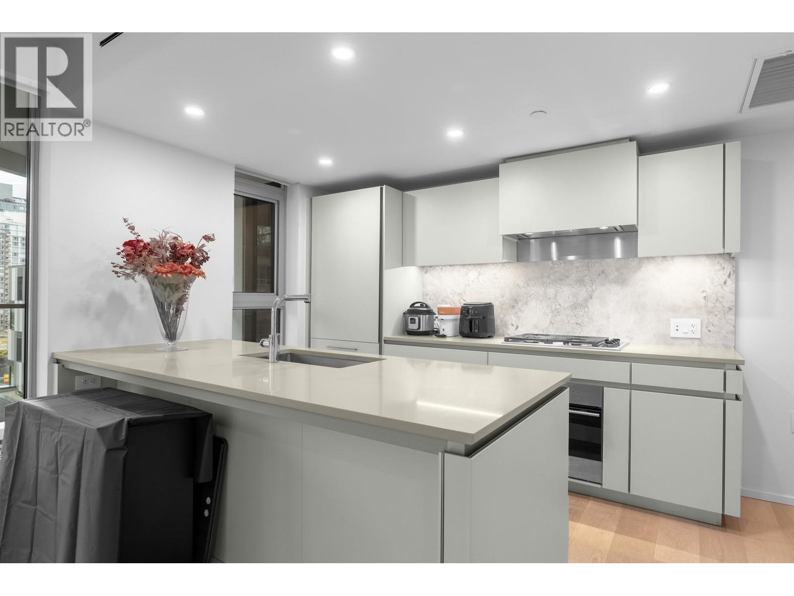 708 889 Pacific Street, Vancouver, British Columbia  V6Z 1C3 - Photo 7 - R3067127