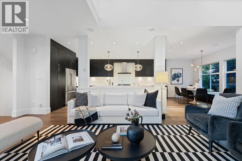 3761 Edgemont Boulevard, North Vancouver, British Columbia  V7R 2P6 - Photo 7 - R3067129