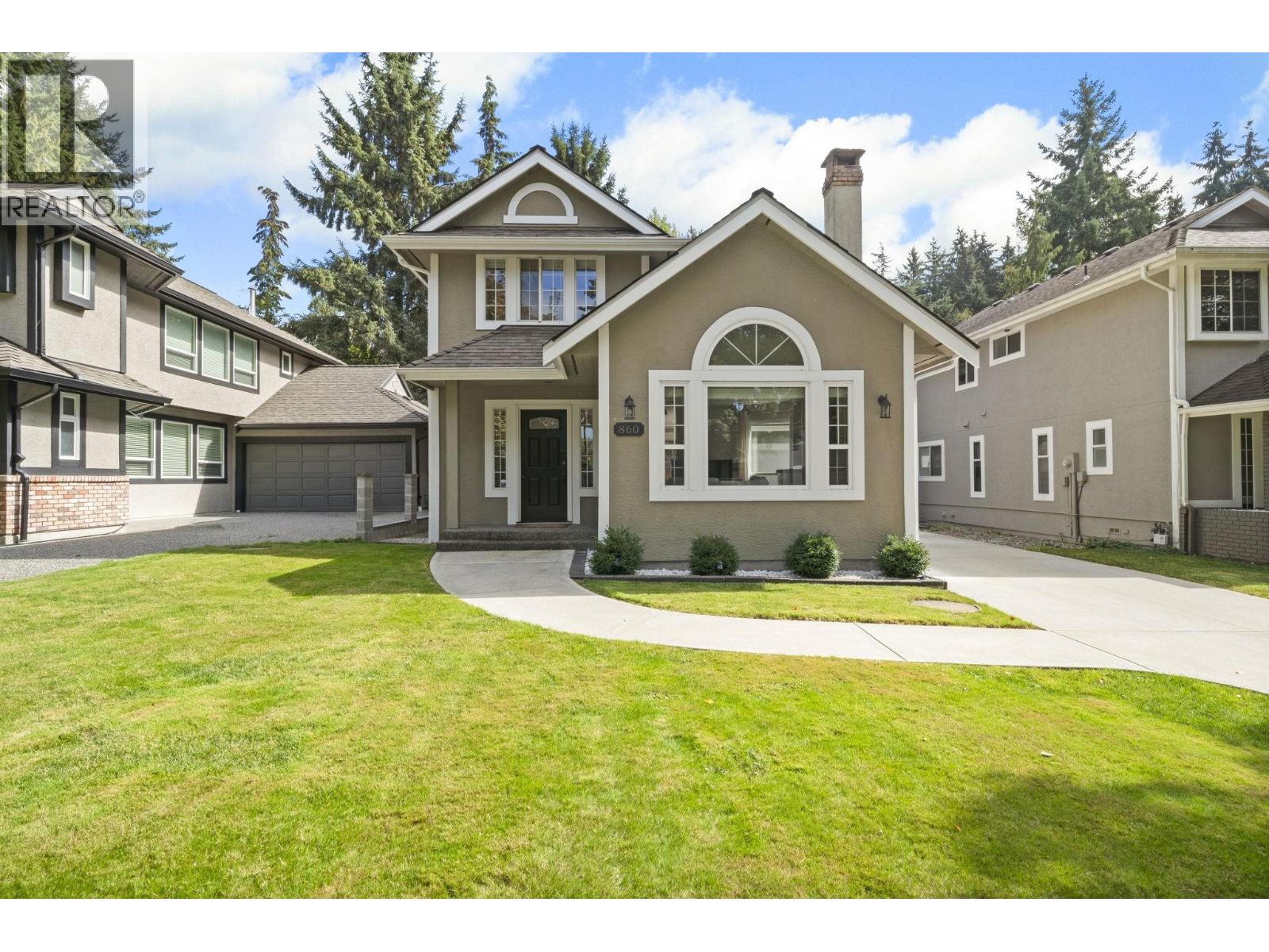 860 RUCKLE COURT, North Vancouver, British Columbia