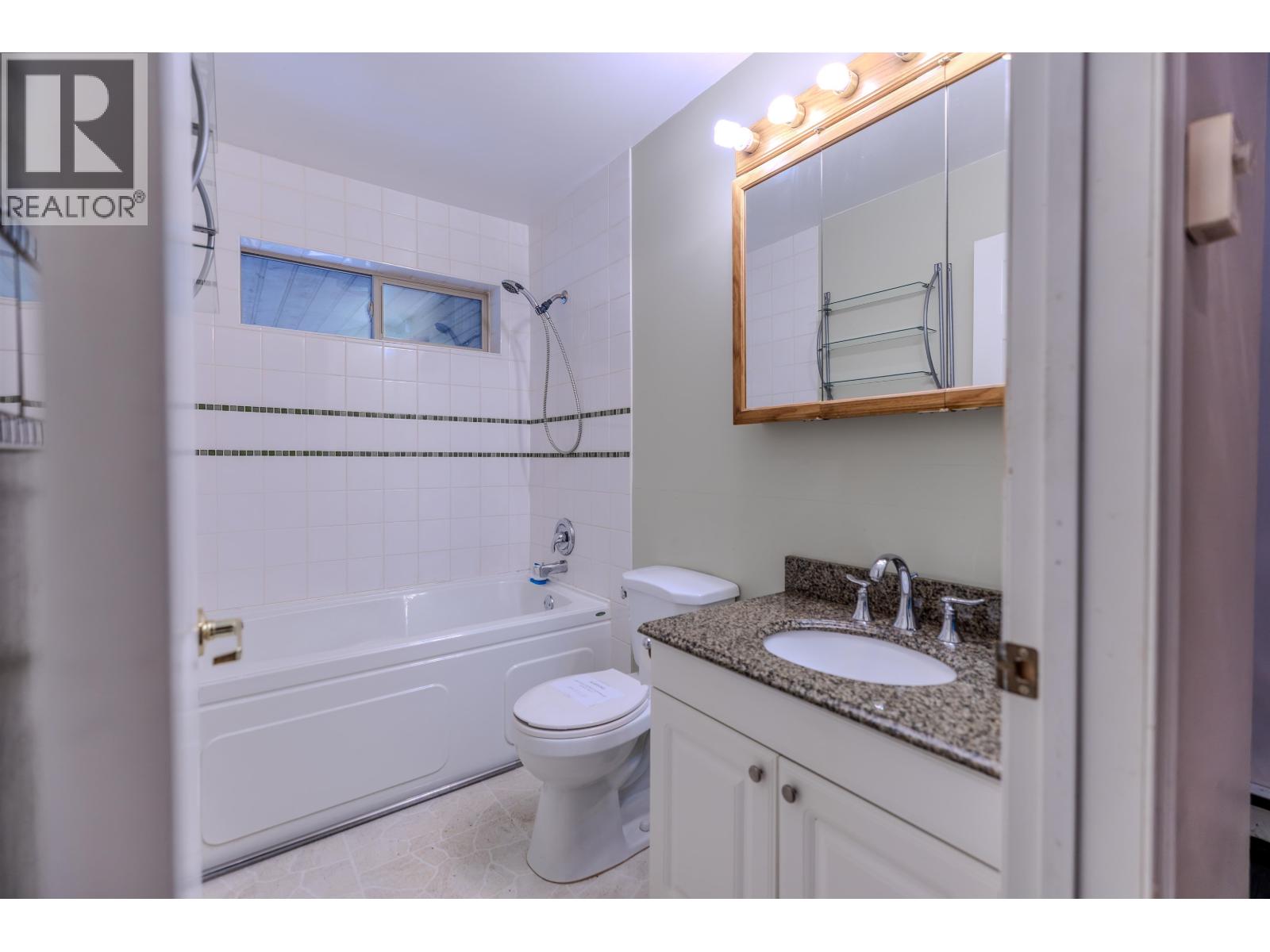 538 Reed Road, Gibsons, British Columbia  V0N 1V1 - Photo 9 - R3067119