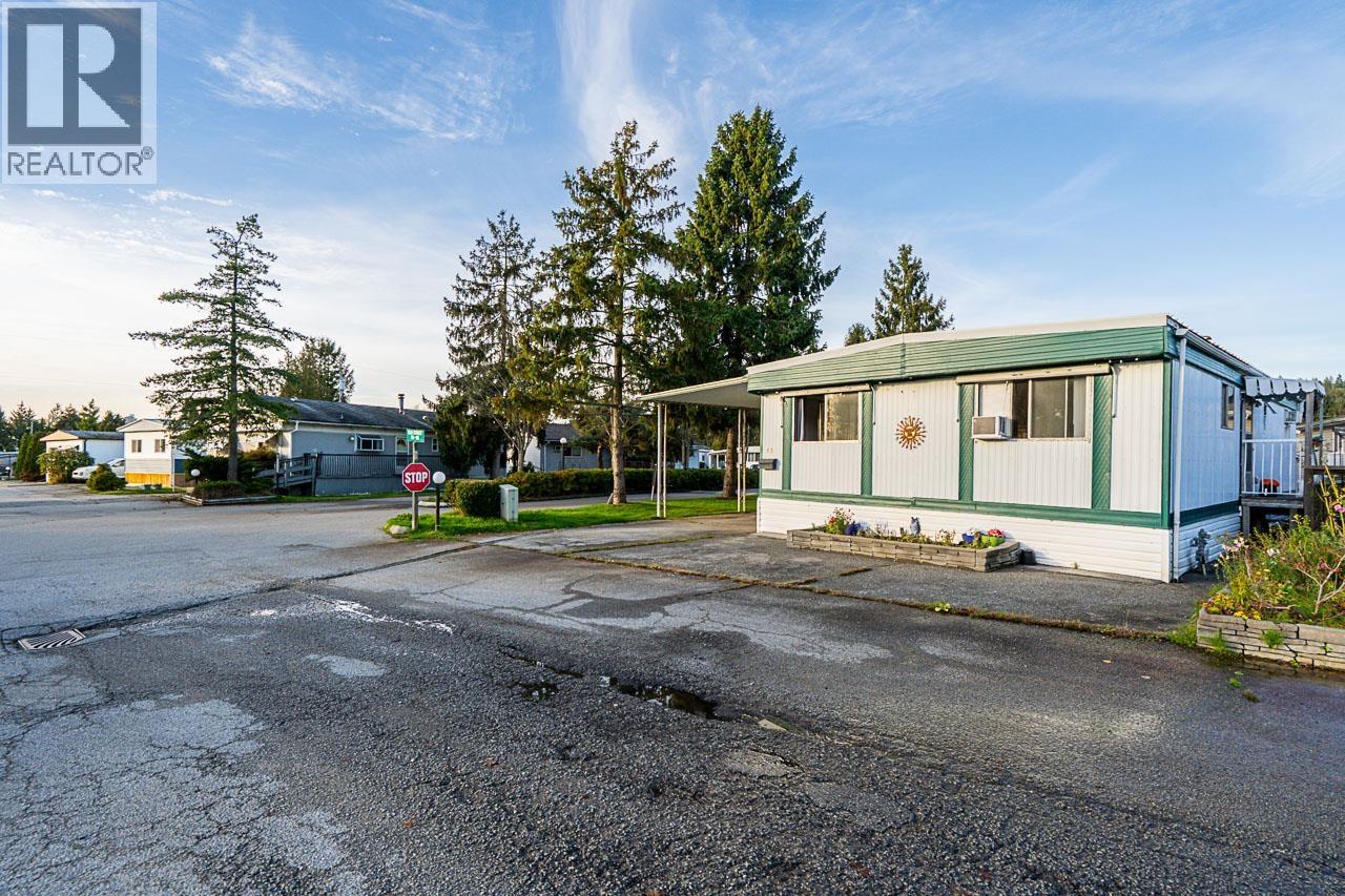 93 201 Cayer Street, Coquitlam, British Columbia  V3K 5A9 - Photo 3 - R3067133