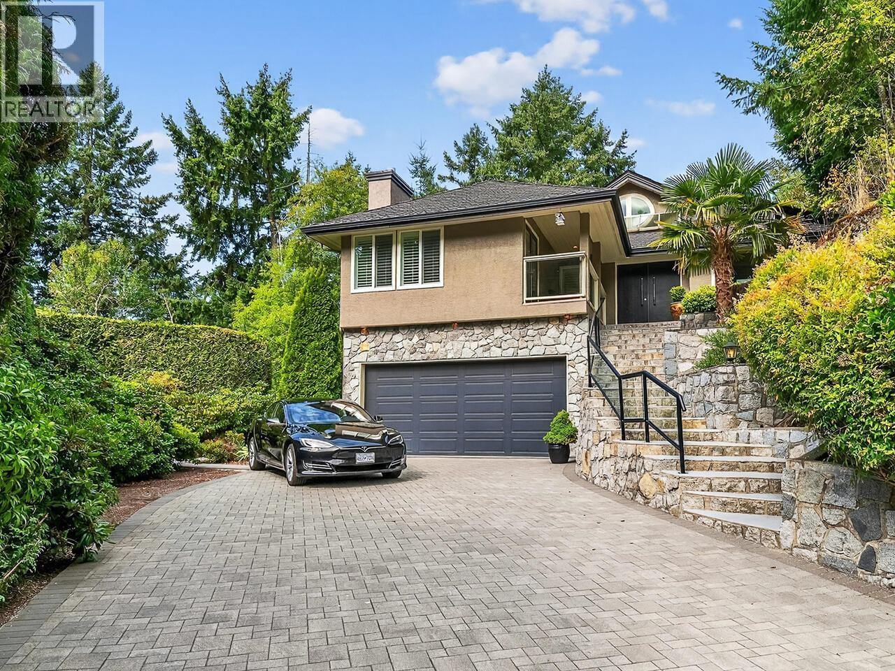 5302 WESTHAVEN WYND, West Vancouver, British Columbia