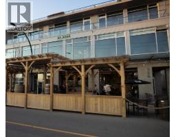 <div class="price">$199,000</div> 350 Esplanade E, North Vancouver<br><div style="margin-bottom:8px;"><small>RE/MAX Real Estate Services</small></div>