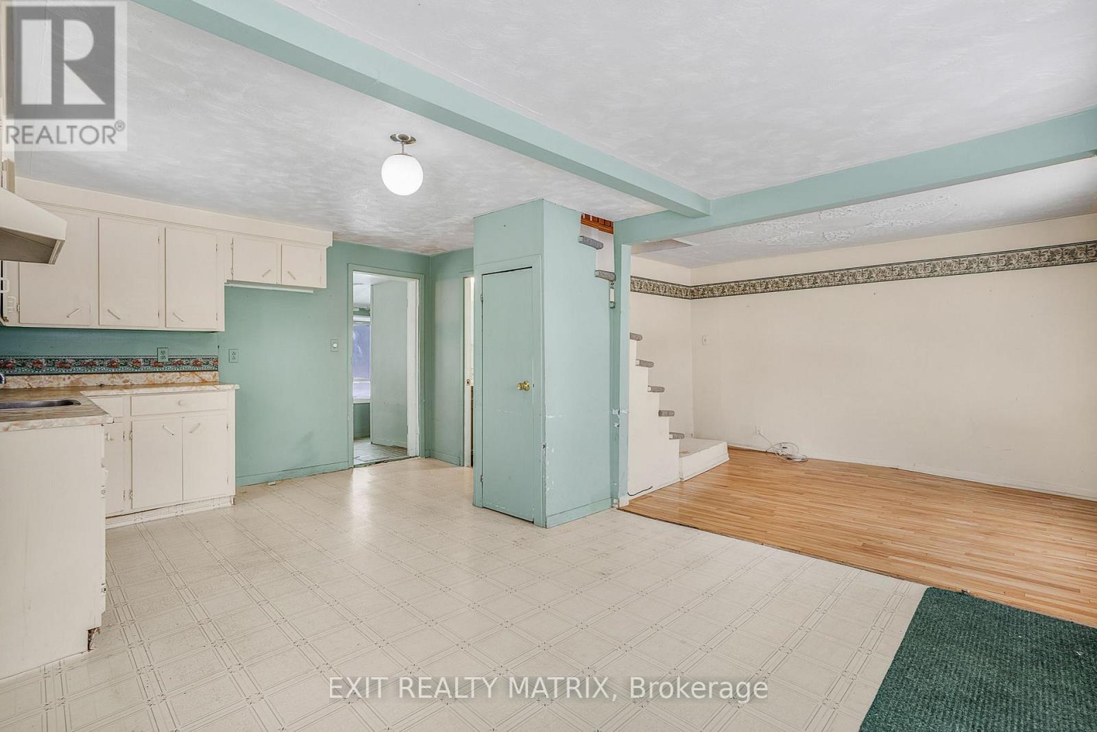 29 Peter Street, Champlain, Ontario  K0B 1K0 - Photo 11 - X12541914