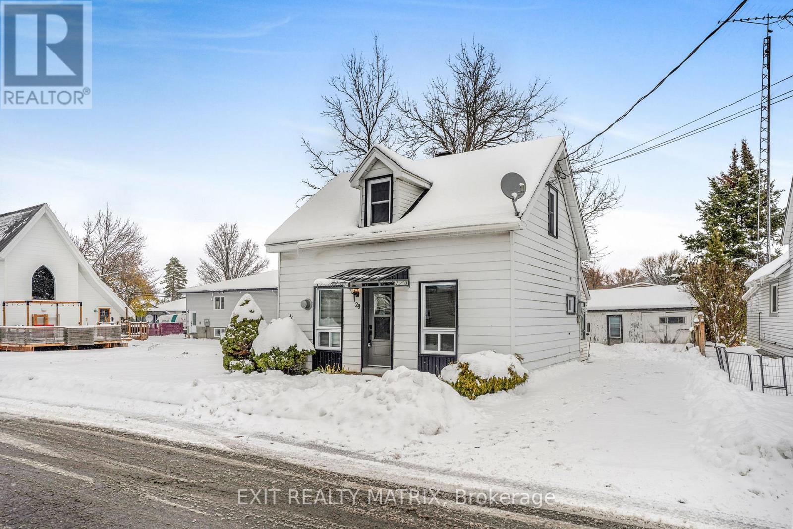 29 Peter Street, Champlain, Ontario  K0B 1K0 - Photo 2 - X12541914