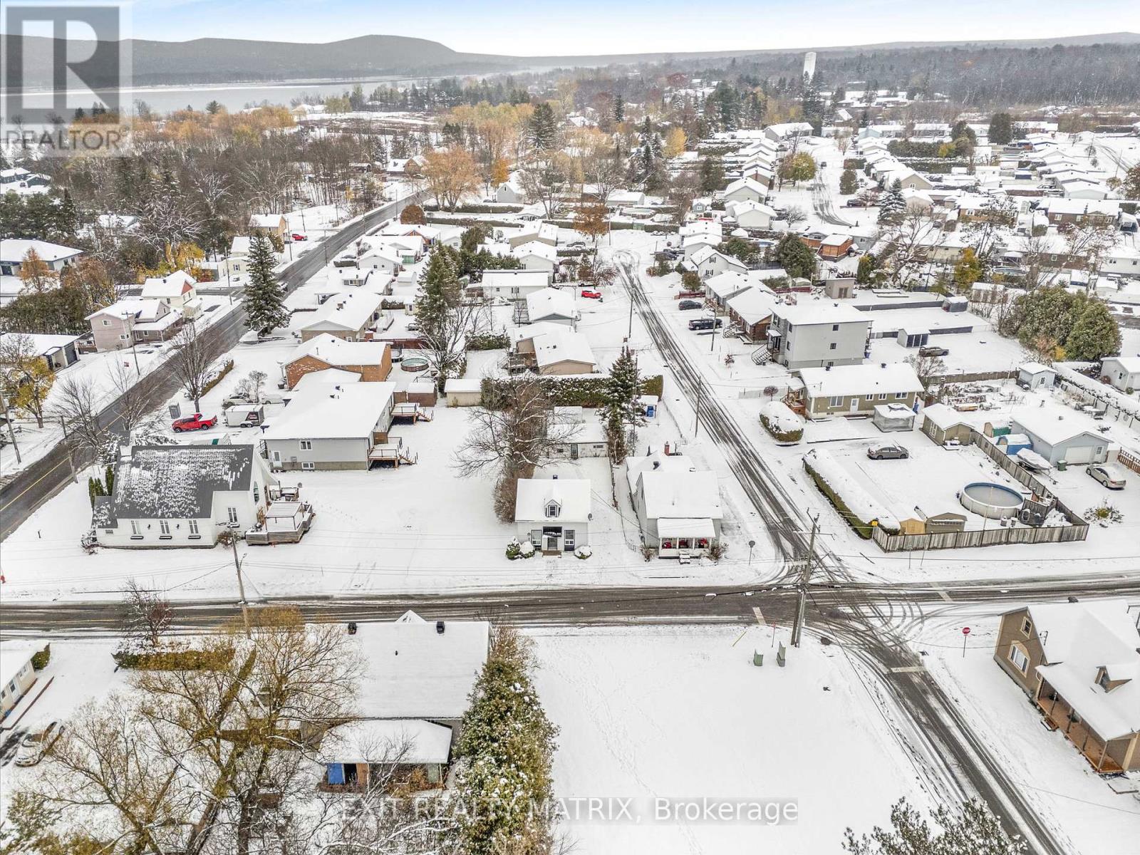 29 Peter Street, Champlain, Ontario  K0B 1K0 - Photo 31 - X12541914