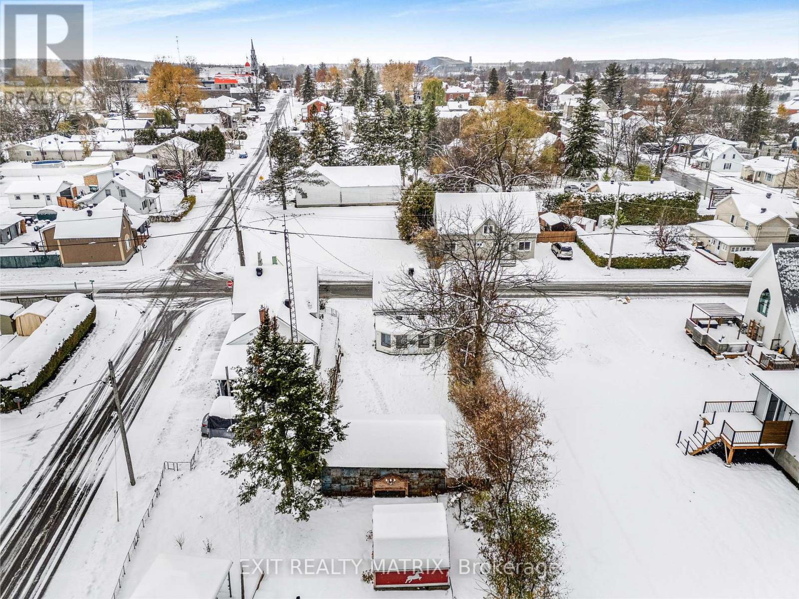 29 Peter Street, Champlain, Ontario  K0B 1K0 - Photo 32 - X12541914