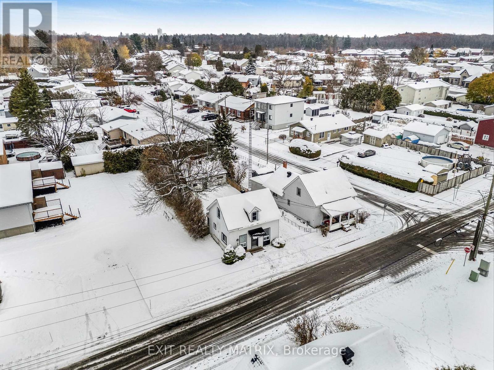 29 Peter Street, Champlain, Ontario  K0B 1K0 - Photo 5 - X12541914