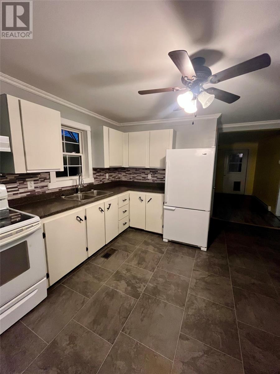 12 Seventeenth Avenue, Grand Falls-Windsor, Newfoundland & Labrador  A2B 1B7 - Photo 5 - 1289966