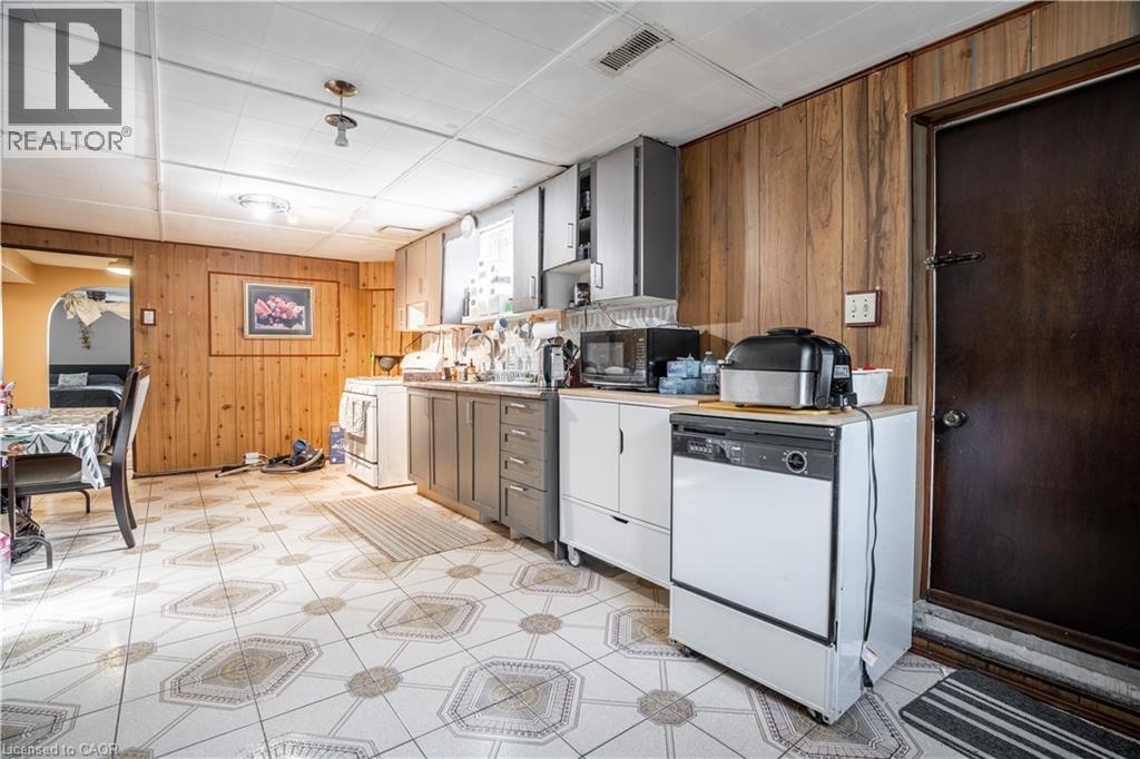 18 Villa Court, Hamilton, Ontario  L8W 1M2 - Photo 6 - 40774552