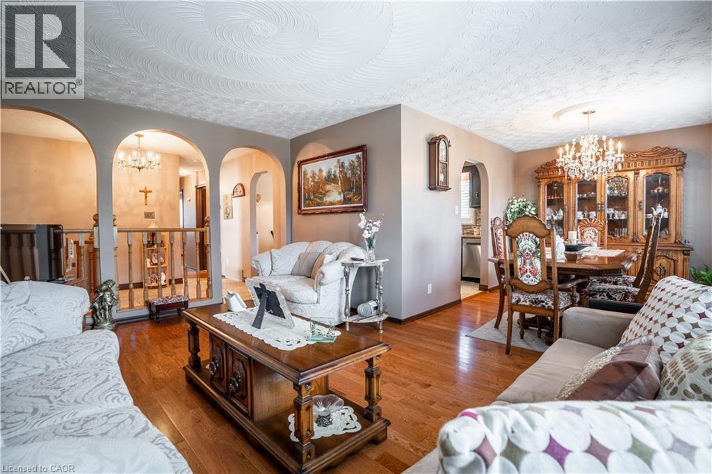 18 Villa Court, Hamilton, Ontario  L8W 1M2 - Photo 11 - 40774552