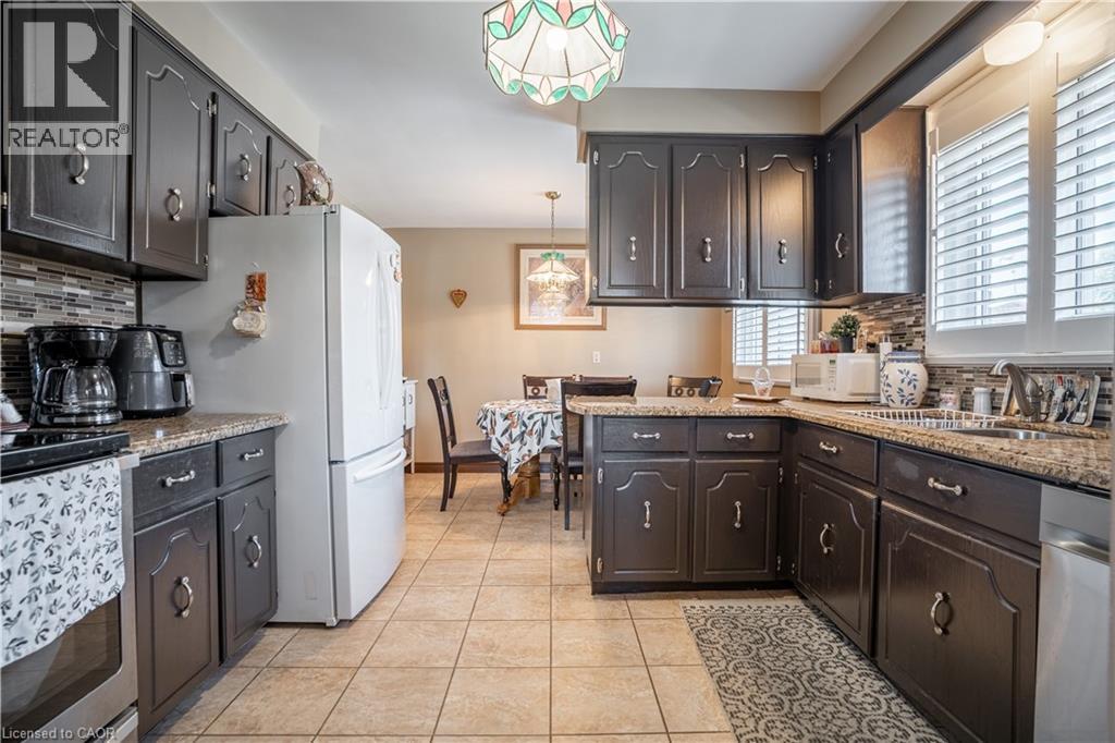 18 Villa Court, Hamilton, Ontario  L8W 1M2 - Photo 15 - 40774552