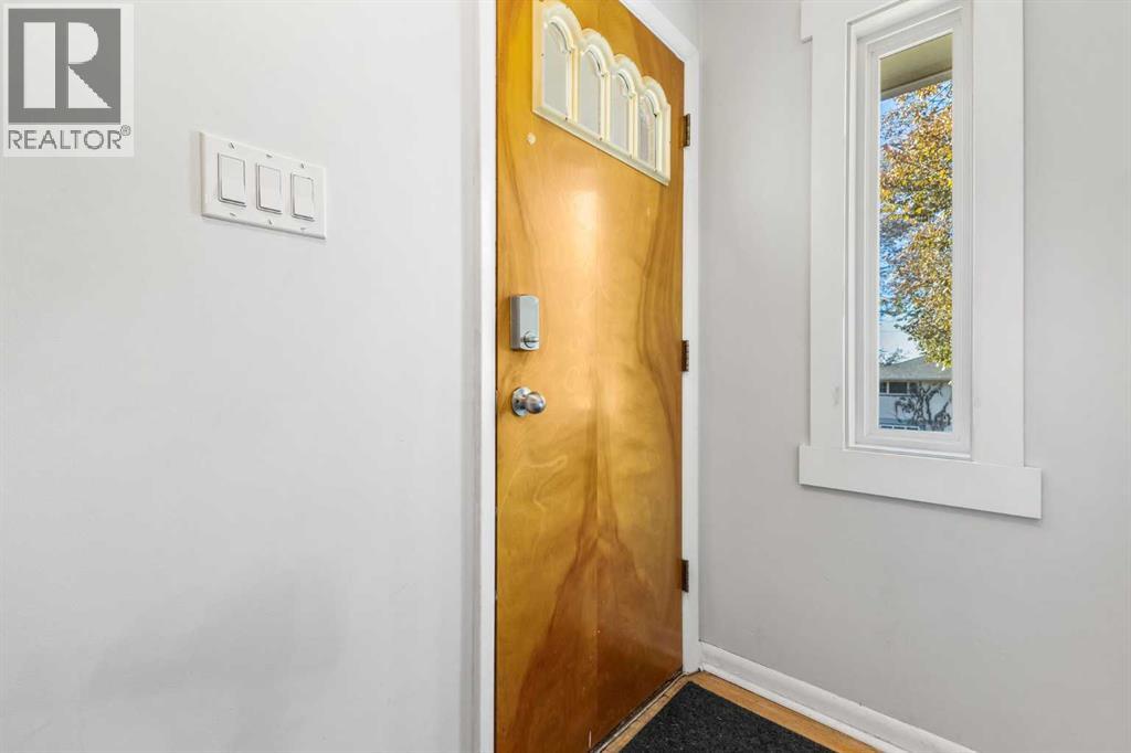 1036 17 Street Ne, Calgary, Alberta  T2E 4V1 - Photo 5 - A2265733