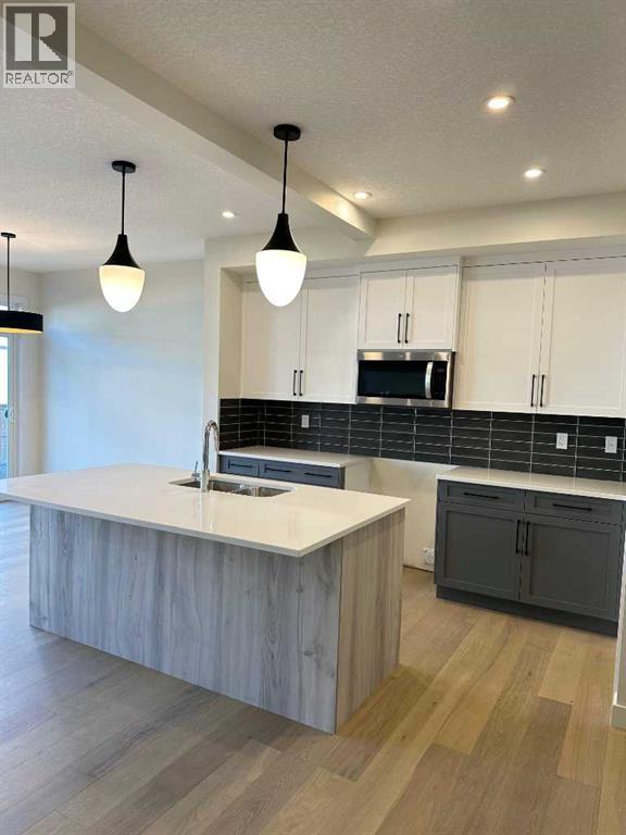 249 Waterford Way, Chestermere, Alberta  T1X 2Z9 - Photo 4 - A2267548