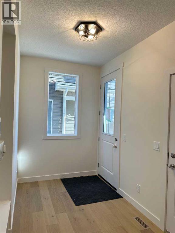 249 Waterford Way, Chestermere, Alberta  T1X 2Z9 - Photo 2 - A2267548