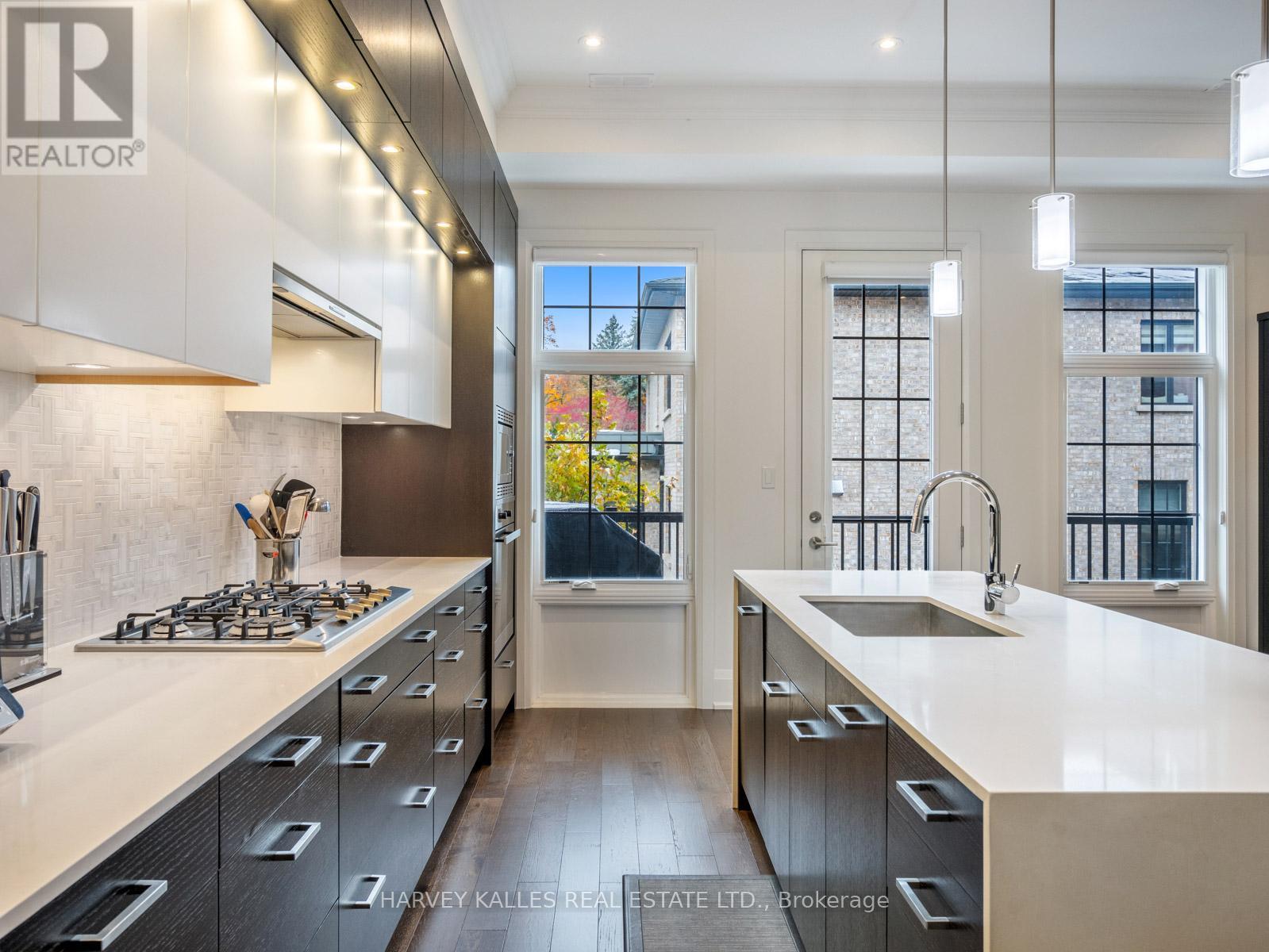 A - 2460 Bayview Avenue, Toronto, Ontario  M2L 0A3 - Photo 21 - C12493702