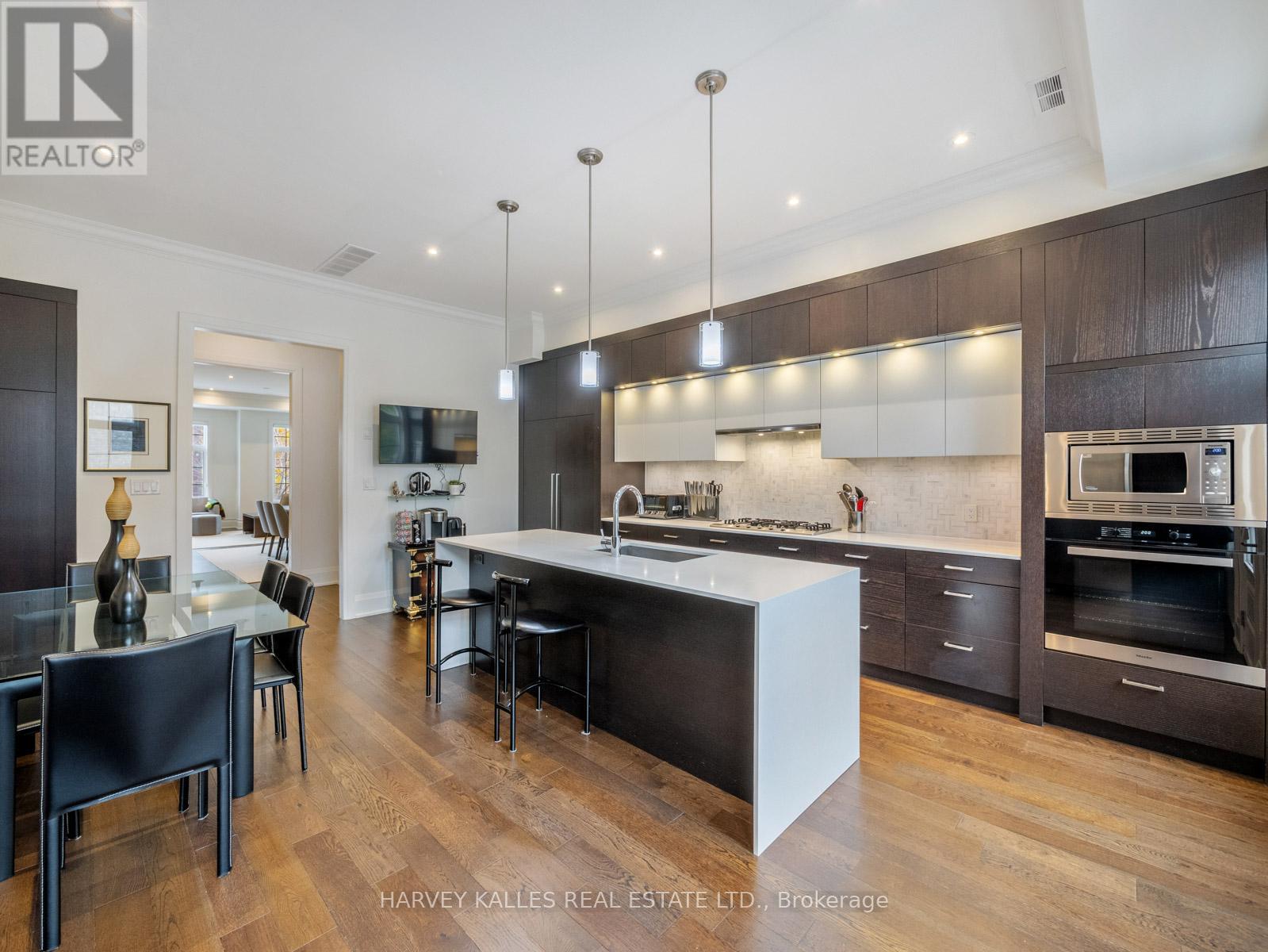 A - 2460 Bayview Avenue, Toronto, Ontario  M2L 0A3 - Photo 18 - C12493702